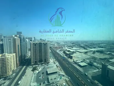شقة غرفتين وصالة للإيجار السنوي مع تكييف مجاني وجيم وبلكونة ودفعات ميسرة
