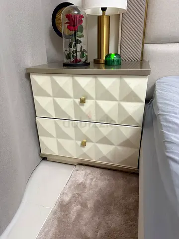 night stands set