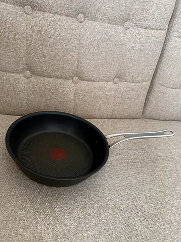 Tefal non-stick frying pan 24cm - good condition