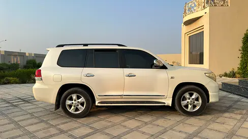 2010 Toyota LAND CRUISER — фото 3
