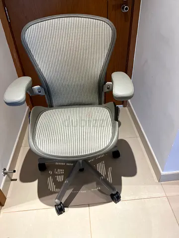 Herman miller Aeron chair size B fully loaded