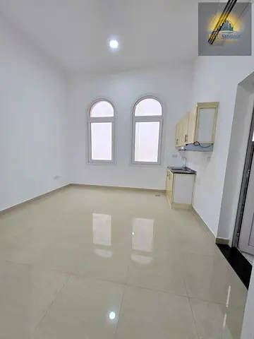 BEAUTIFUL STUDIO APARTMENT AVAILABLE AT KHALIDIYA BACKSIDE KHALIDIYA MALL READY TO MOVE