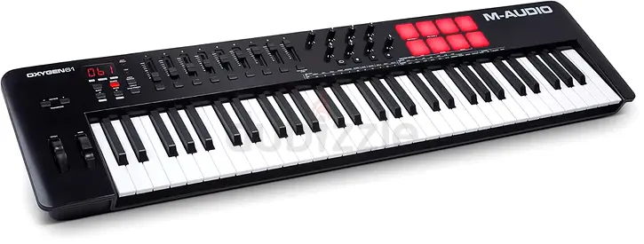 M-Audio Maudio Oxygen 61 Mkv 61 Key USb Midi Keyboard Controller With Beat Pads, Smart Chord & Scale