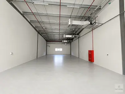 92 Per Sqft with Air Condition WH 9 / 11 5500Sqft