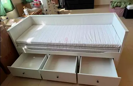IKEA Hamnes day bed with 2 mattress