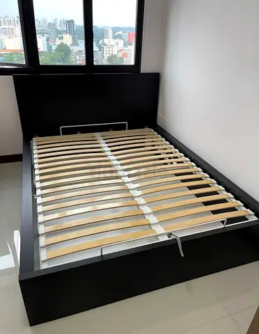 Black Storage Bed 180x200 cm  Used black storage bed in good condition. Suitable for a 180x200 cm m