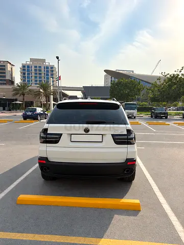 BMW X5 2009 3.0si GCC Specs