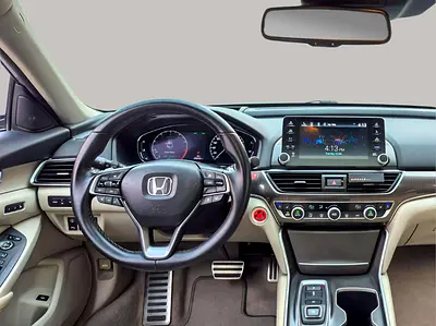 2019 Honda ACCORD — фото 10