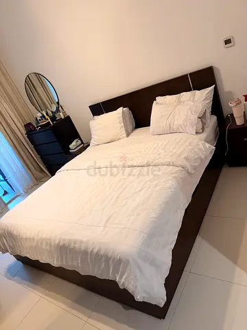 king size bed (without mattress) 210 * 180