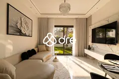 Beautifully Upgraded | Ready To Move | Great Location