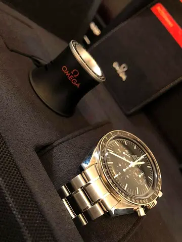 Omega Speedmaster moonwatch