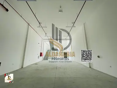 مستودع للإيجار في الجرف الصناعية 3 – عجمان | 3,000 قدم مربع | كهرباء 62 KVA