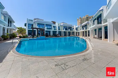 Exclusive|Unfurnished|Four ChequesI Private Beach