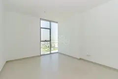 Modern Studio | Park View | Spacious