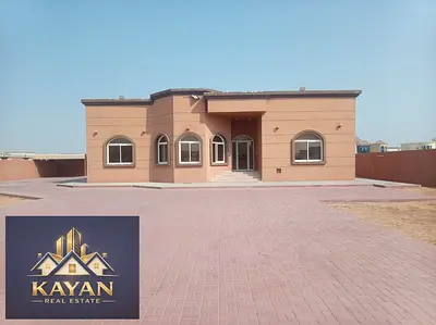 فيلاا للإيجار في السلمة السويحات 4 غرف ومجلس وملحق 3 غرف