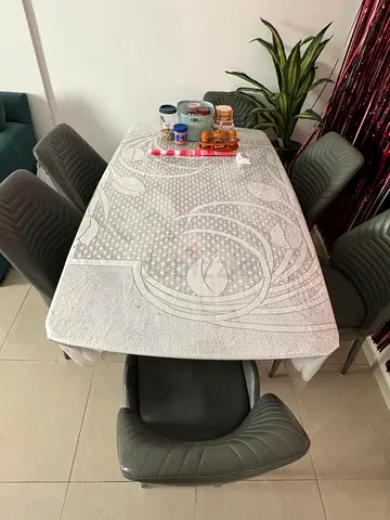 Dinning Table