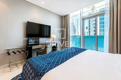 Burj Khalifa View | Vacant | Close to Mall