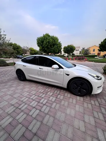 Tesla Model 3 2021 Long Range GCC Specs (lady driven)