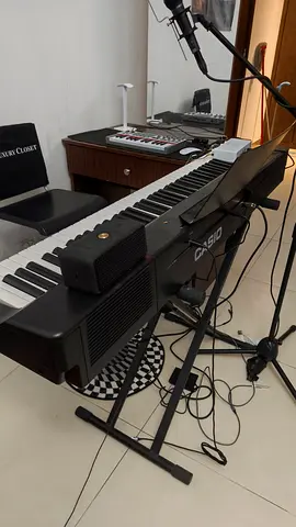 Casio Privia Px 160 electric keyboard with stand - used