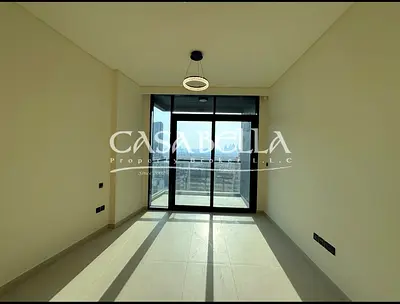 Vacant | Spacious Layout | Payment in 4 cheques
