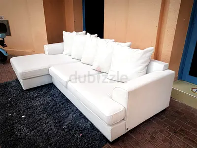 Available high quality Tha one Kingston Lsahpe sofa beige color