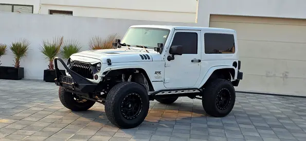 2015 Jeep Wrangler sahara-Excellent Condition-Upgrade with fox Suspension