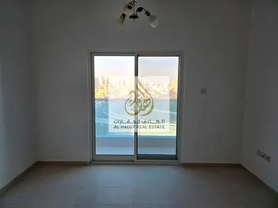 🔥🔥 فرصة مميزة للإيجار السنوي في عجمان 🔥🔥 🏢 السيتي تاور – City Tower 🏠 شقة واسعة ومناسبة للعائلات تتكون من: 🛏️ غرفتين نوم 🛋️ صالة 🚿 3 حمامات