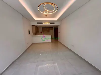 شقة حديثة بغرفة نوم واحدة | ماس ريزيدنس JVC | شرفة وإطلالة على المجتمع