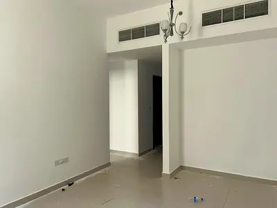 شقة غرفة وصالة للإيجار السنوي في قرية الأميرة عجمان