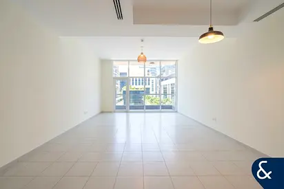 One Bed | Built-in Wardrobes | Burj Views