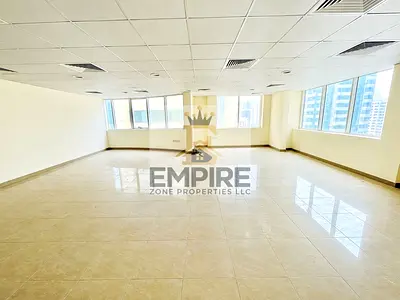 *Prime 1,000 Sq. Ft. Commercial Office Space | Ideal for Trading, Cooperate & Business Activities | Excellent Premium Location | Free Parking*