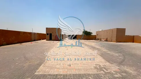 حوطه بموقع مميز | رئيسي | 10000 قدم | تصميم عصري | دفاع مدني | انترلوك | صرف | 3فاز |باركنات | مناسبه لاي نشاط | سهوله دخول وخروج الشاحنات | دفعات |