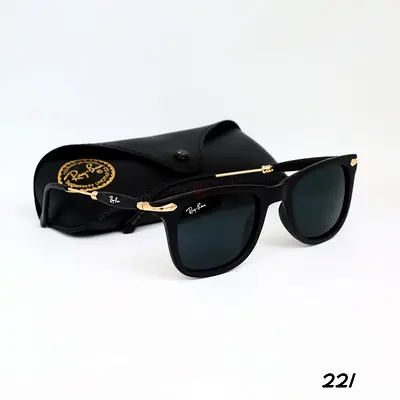 Ray-Ban Wayfarer style black sunglasses with case (unisex)