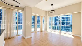 Large terrace | Bright unit | City views