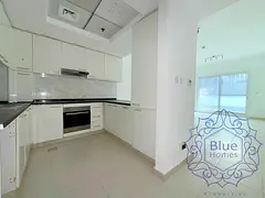 Kitchen appliances | 12 Cheques | DM now