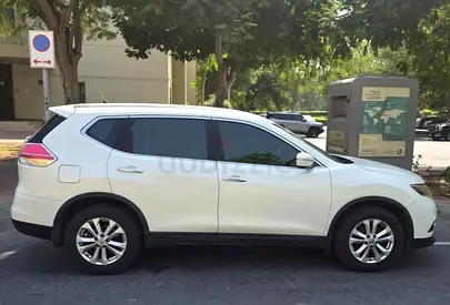 2015 Nissan X-Trail S - GCC Specs