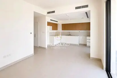 Single Row | Vacant | 4 Cheques