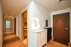 High-Floor Furnished | Semi-Closed Kitchen
