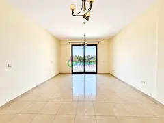 NEAR TO SCHOOL | SPACIOUS | NEAR TO ENTRY & EXIT