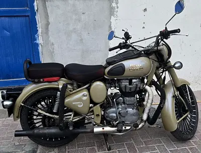 **Royal Enfield Classic 500 Desert Storm – 2017 Model**