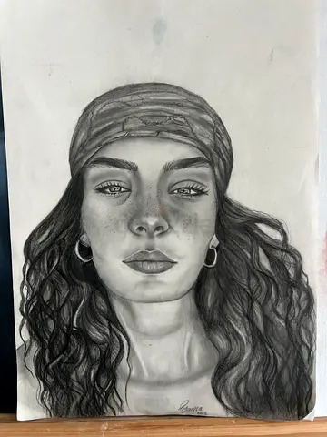 Hand-drawn Realistic Portrait Sketch on request. Perfect for a personalised gift.