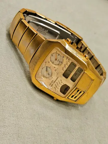 Citizen digi ana two-tone stainless steel men's watch bracelet with clasp non working for repair