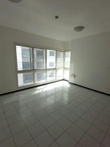 Studio for Rent | Al Majaz 2 Sharjah | Separate Kitchen & Spacious Layout | Very Close to Bus Station | AC & Maintenance by Owner | 10 Days Free | 4 o