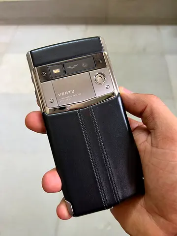 Used Vertu Signature Touch Black Leather Android Mobile
