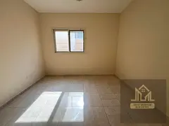 Looking like a beautiful apartment 1bhk neat and clean family building near school zone