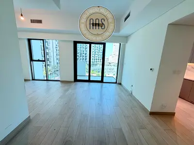Sami furniched 1bhk availabel just 75k in 6 cheques