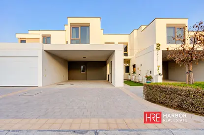 Modern Luxury | 3-Bedroom Villa | Spacious Layout