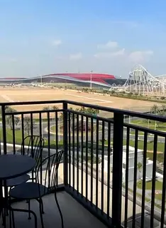 Ferrari and Sea world view / High floor / Viewing possible