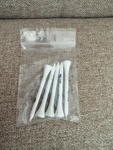 Pack of golf tees (5 pieces) - unused