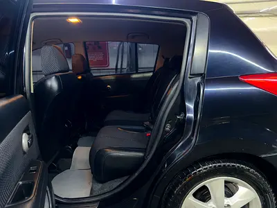 2009 Nissan TIIDA photo 5